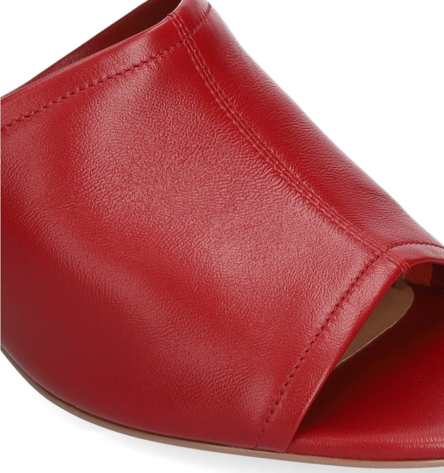 AMIRA Zueco en piel rojo