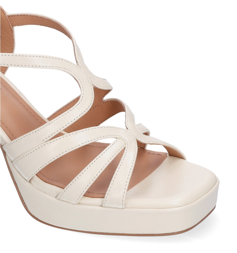 LAURENCE Sandalia plataforma en piel blanco