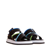 Zueco cruzado combinado en negro