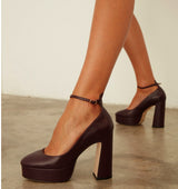 Zapato con plataforma en piel negro