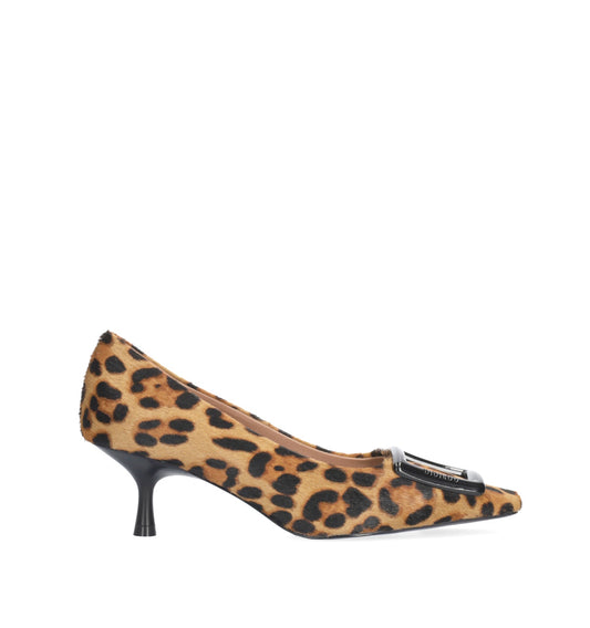 POZNAN Salón con adorno en animal print