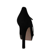 L219 Zapato abotinado con cordón y picados