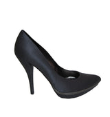 FJ975-Salón de Pura López con plataforma