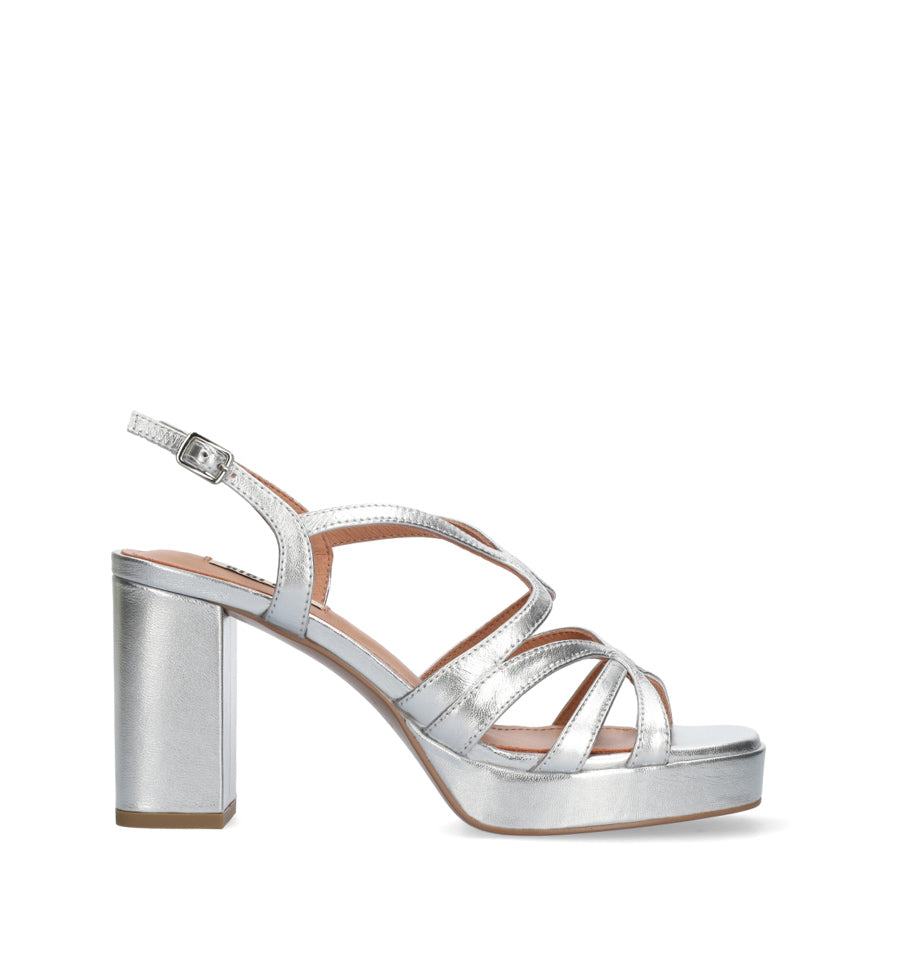 LAURENCE Sandalia plataforma en piel plata