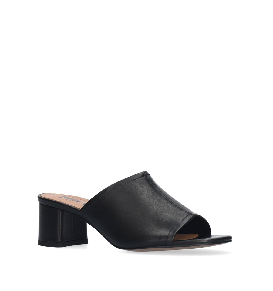 AMIRA Zueco en piel negro