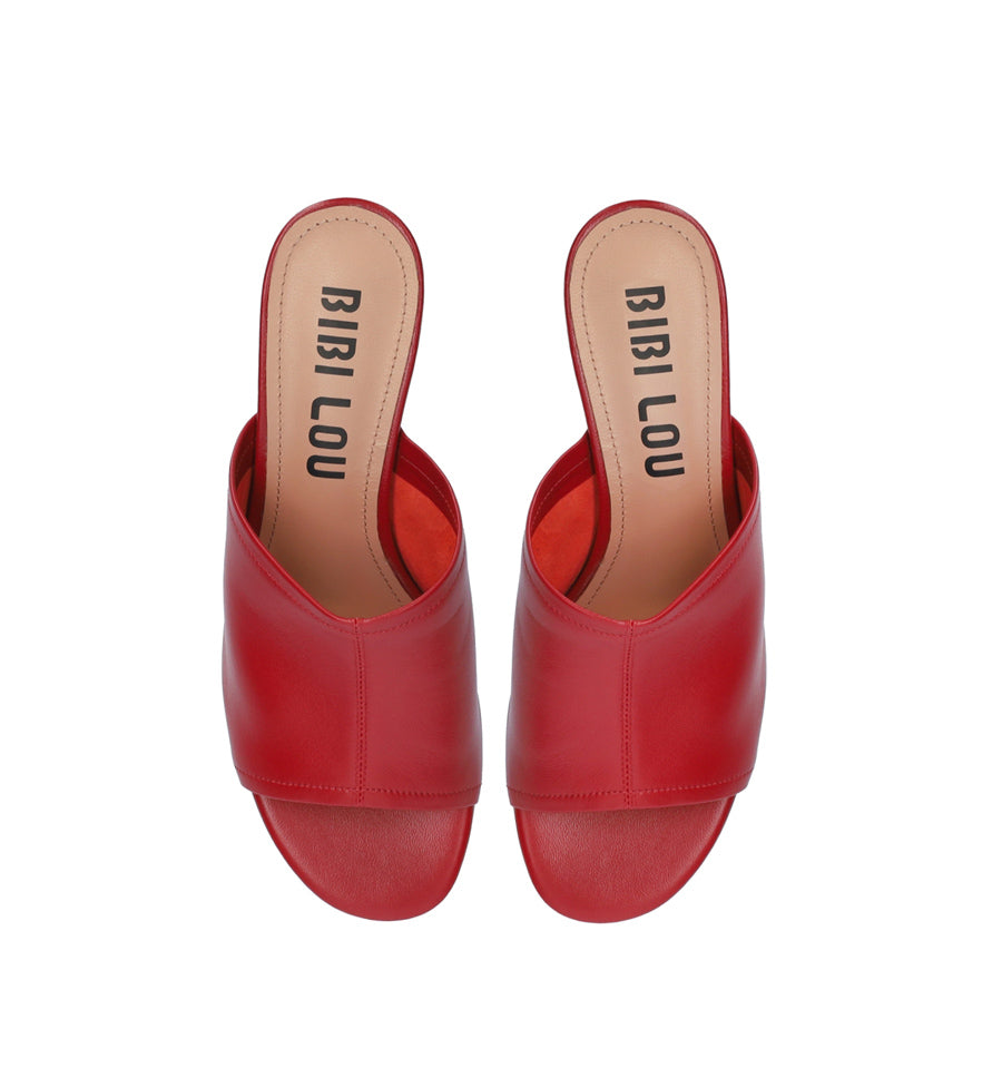 AMIRA Zueco en piel rojo