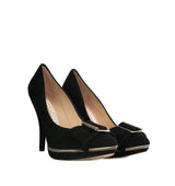 Salón de plataforma con lazo en ante negro