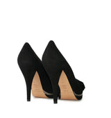 Salón de plataforma con lazo en ante negro