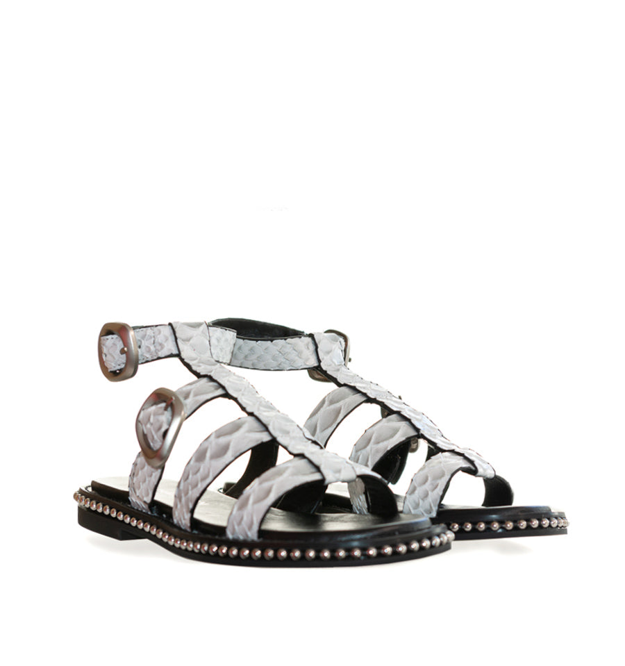 H9718 - Sandalia plana tiras en blanco