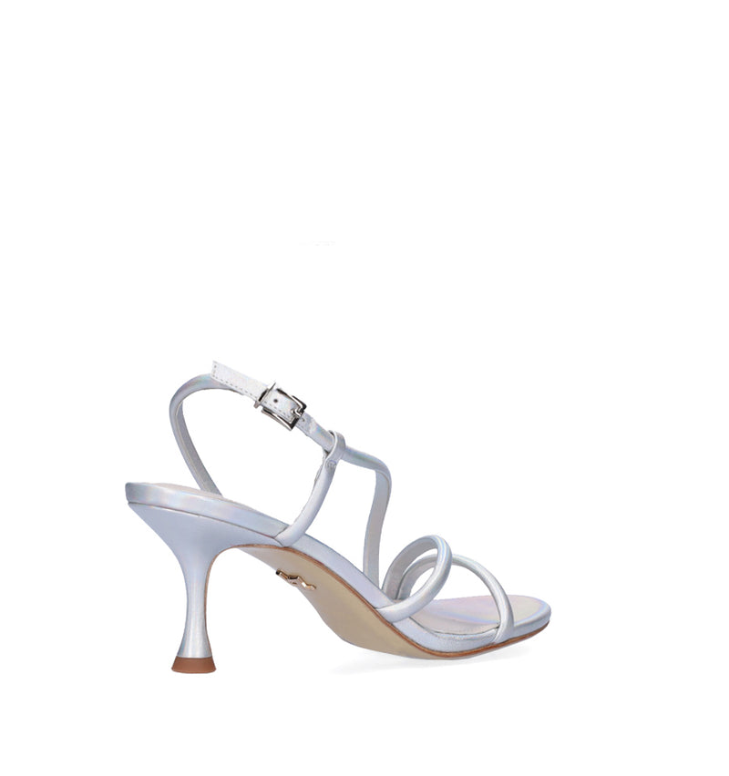 Sandalia media "S" en piel plata