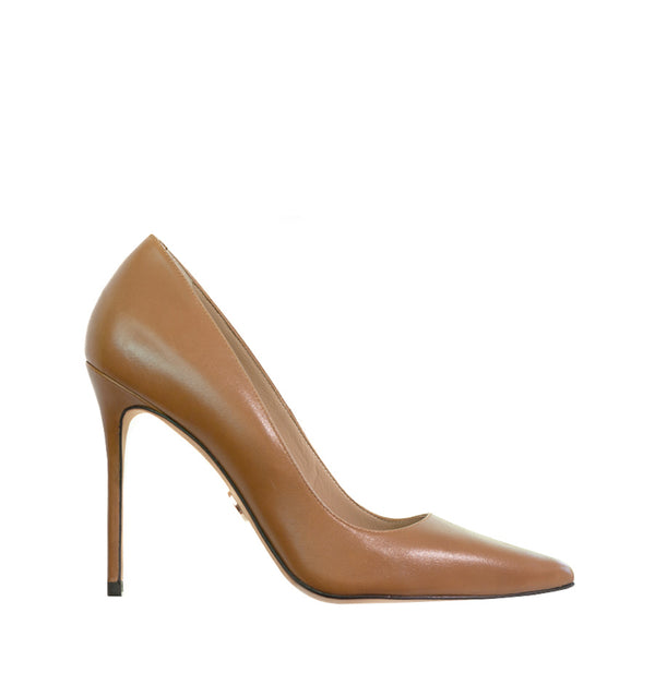 Stiletto alto en piel canela