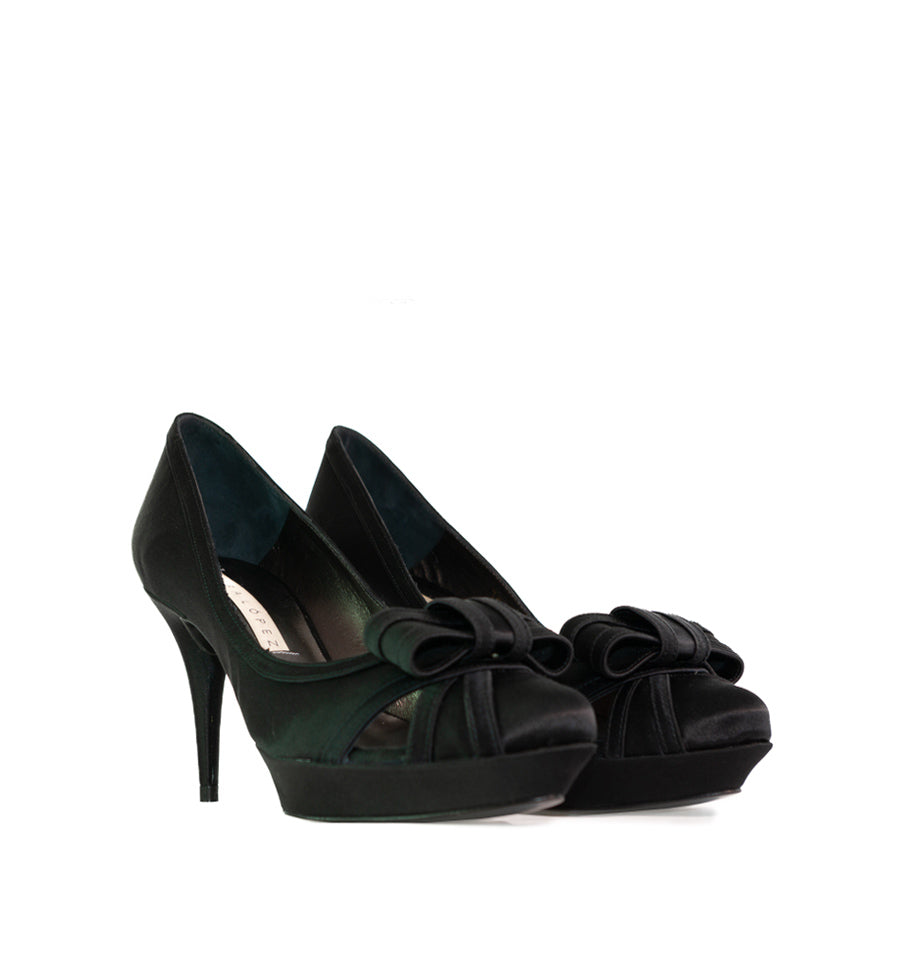 FE561-Salón plataforma con lazo en raso negro