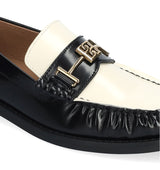 TINA Mocasín adorno metal combi en hueso/negro