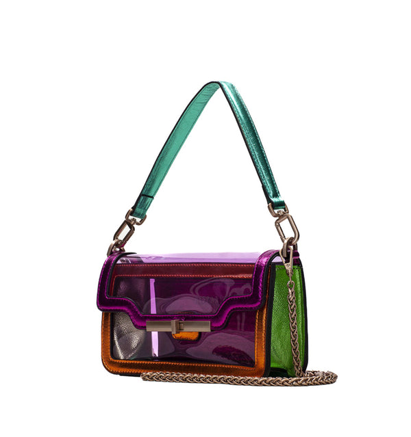 Bolso en vinilo con piel morado