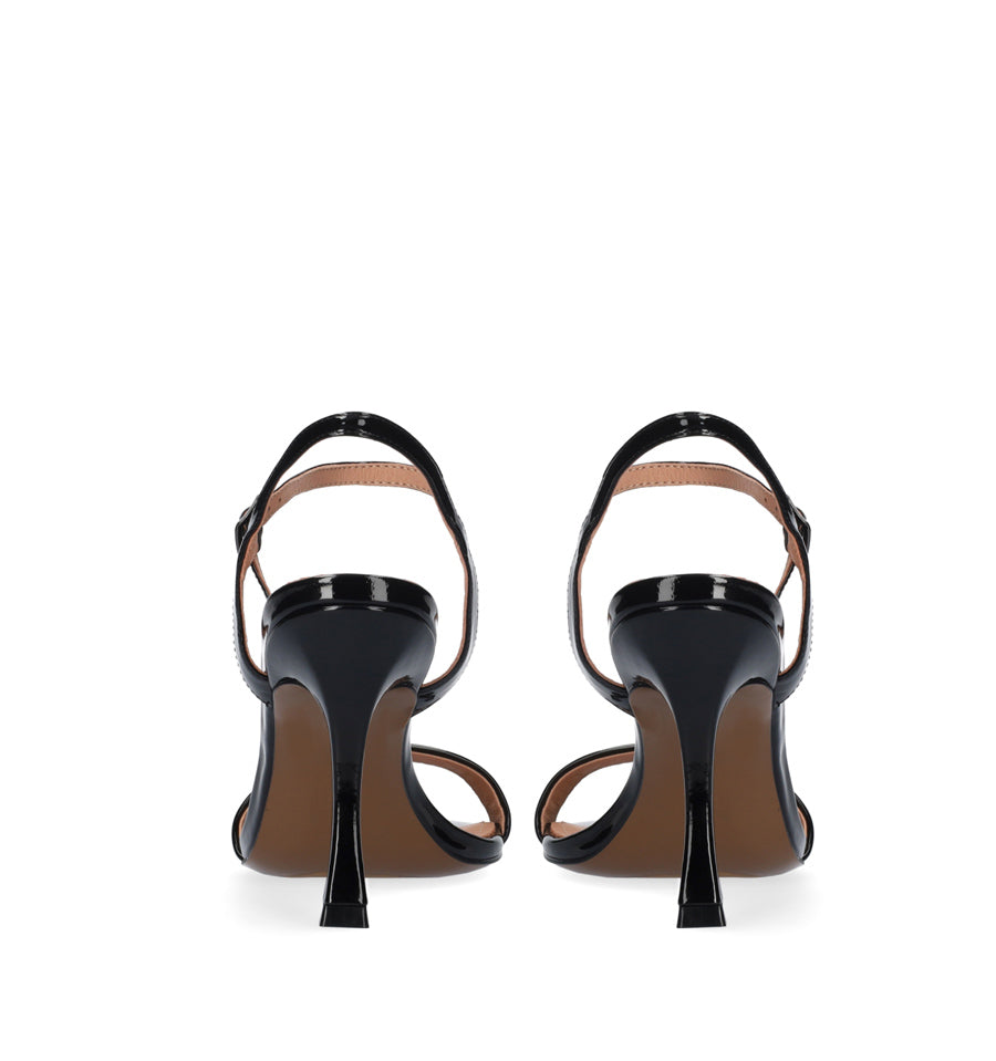 LOTUS Sandalia tacón fino en charol negro