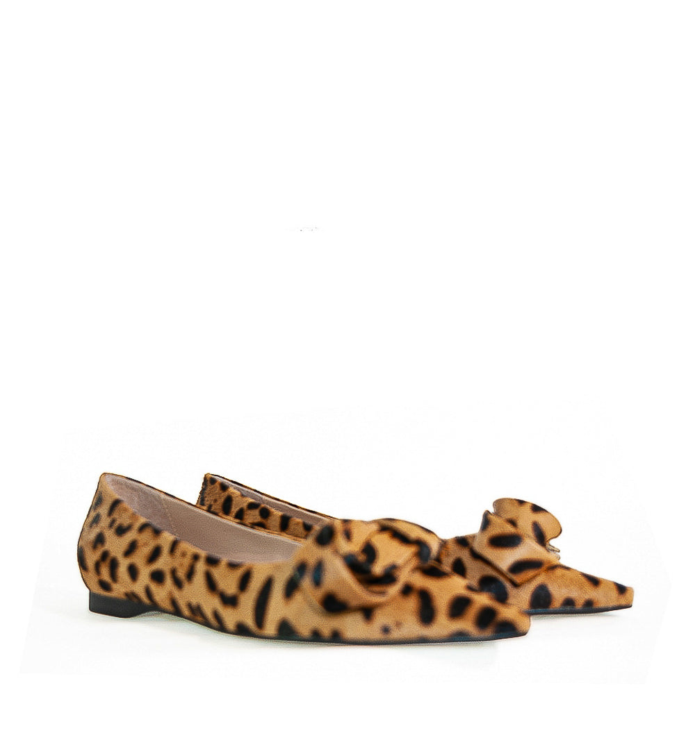 CYNTIA Sabrina adorno en animal print