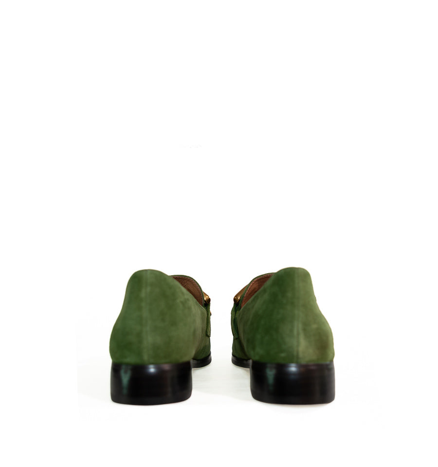VELA Mocasín estribo en ante verde