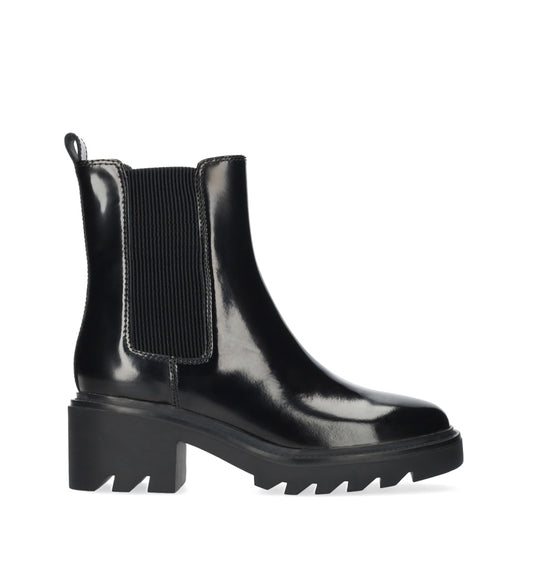 VIOLET Botín chelsea en charol negro
