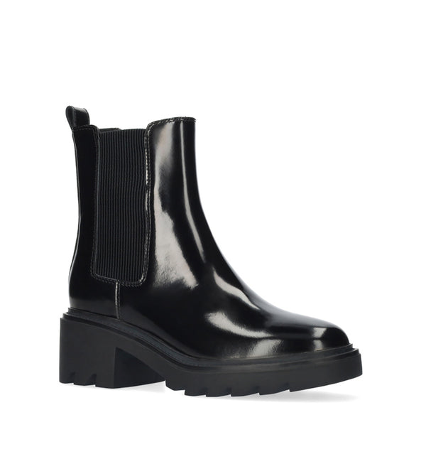 VIOLET Botín chelsea en charol negro