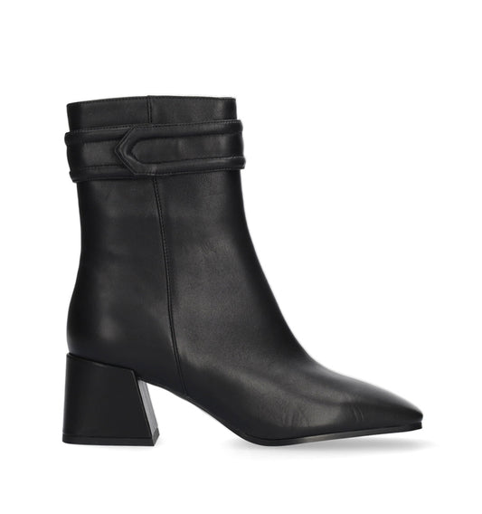 Botín tacón medio en ante negro