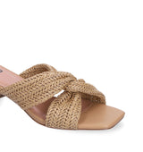 ANGELA Sandalia mule nudo en rafia camel