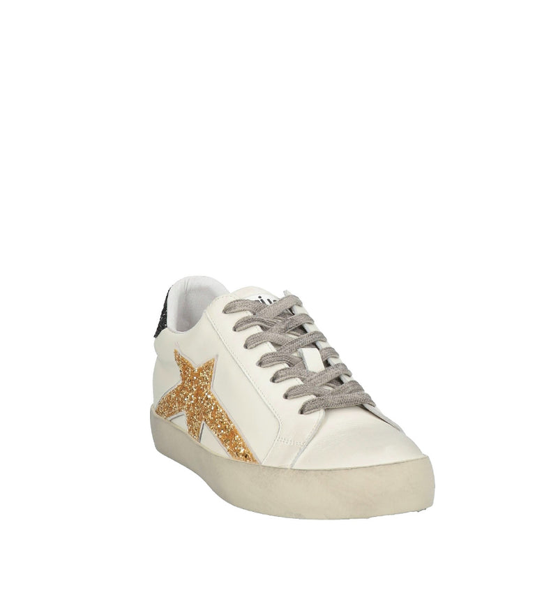 Sneaker con cristal oro y cordón envejecido