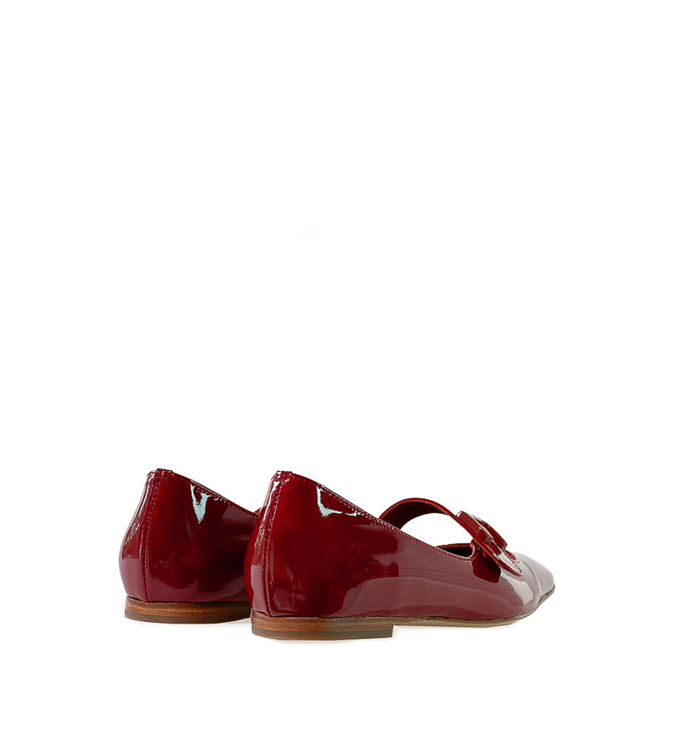 LOLA Merceditas en charol rojo