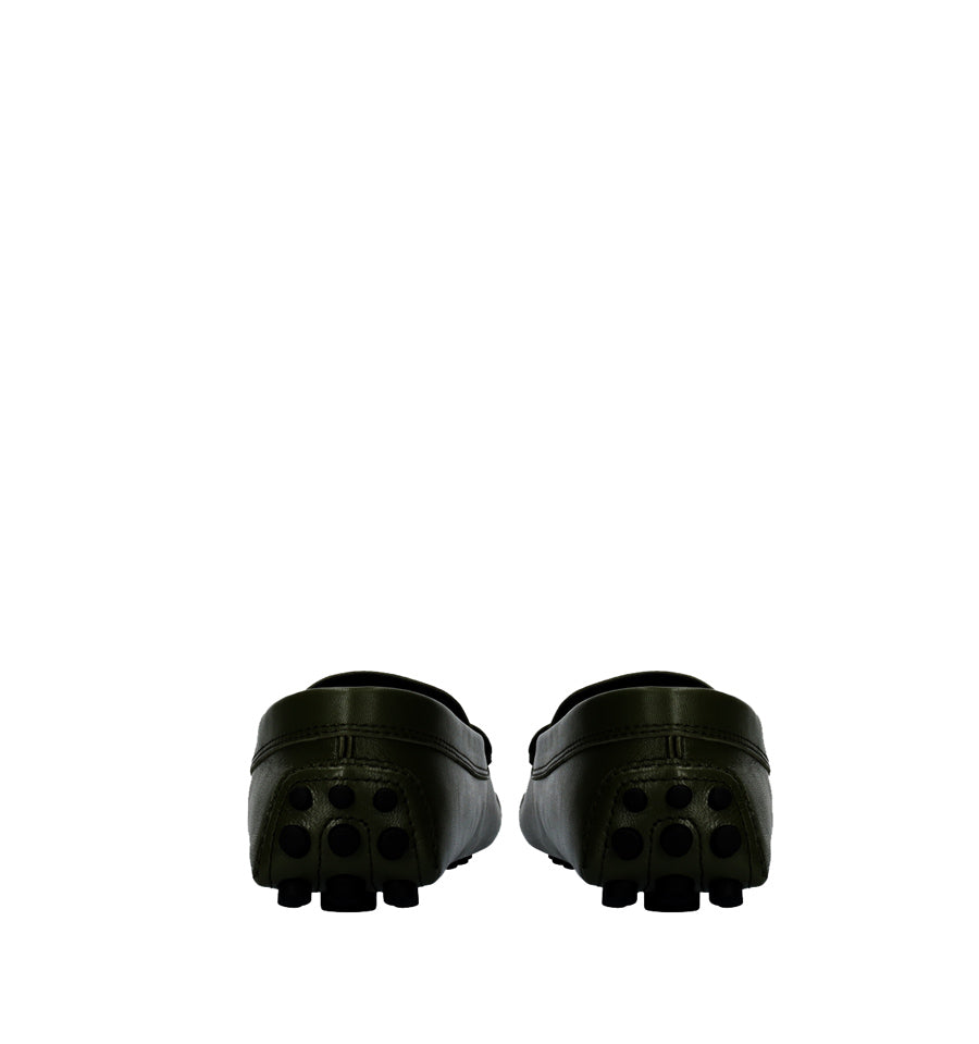 Mocasín con adorno en piel negro
