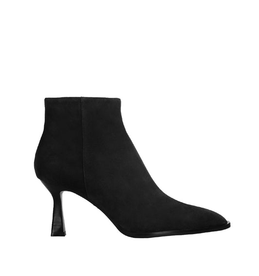 AMINA Botín puntera en ante negro