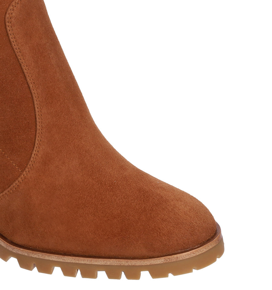 RIMBA Botín suela track en ante cuero