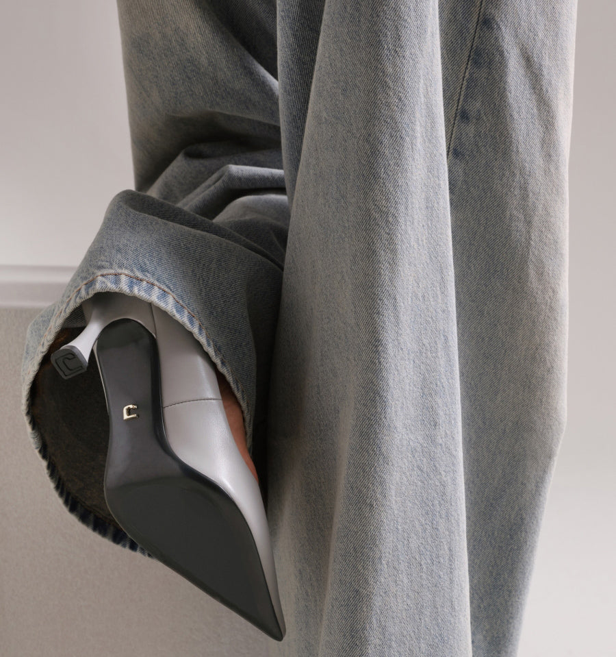 MILAH Salón clásico en piel gris