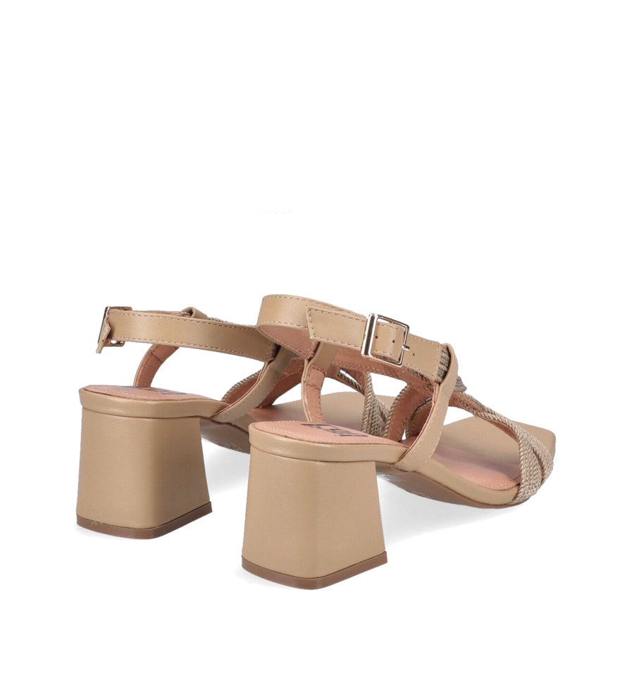 ALIA Sandalia media trenzada en rafia camel