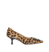 POZNAN  Salón con adorno en animal print