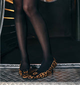 POZNAN  Salón con adorno en animal print