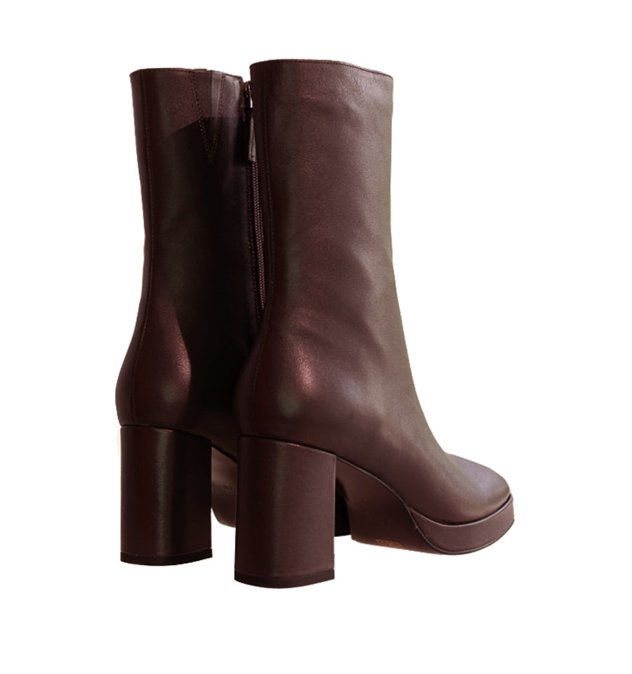 Botín con plataforma en piel marron