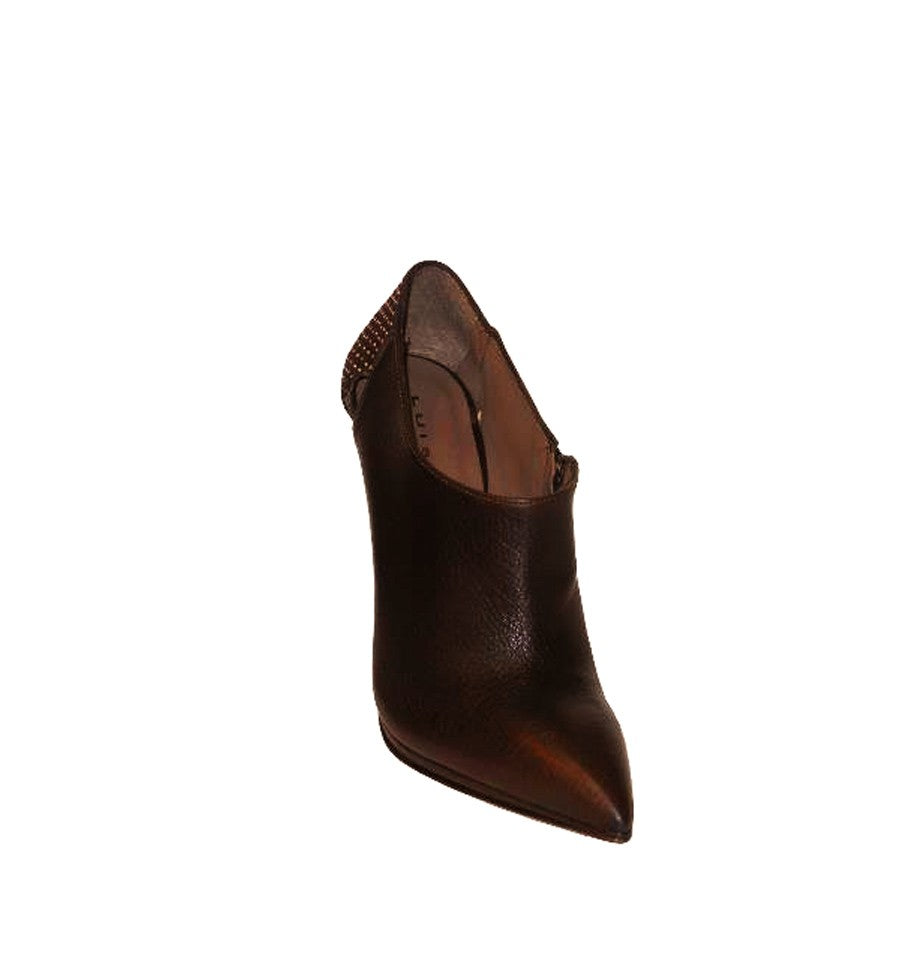 Zapato abotinado de Luis Onofre con swarovki