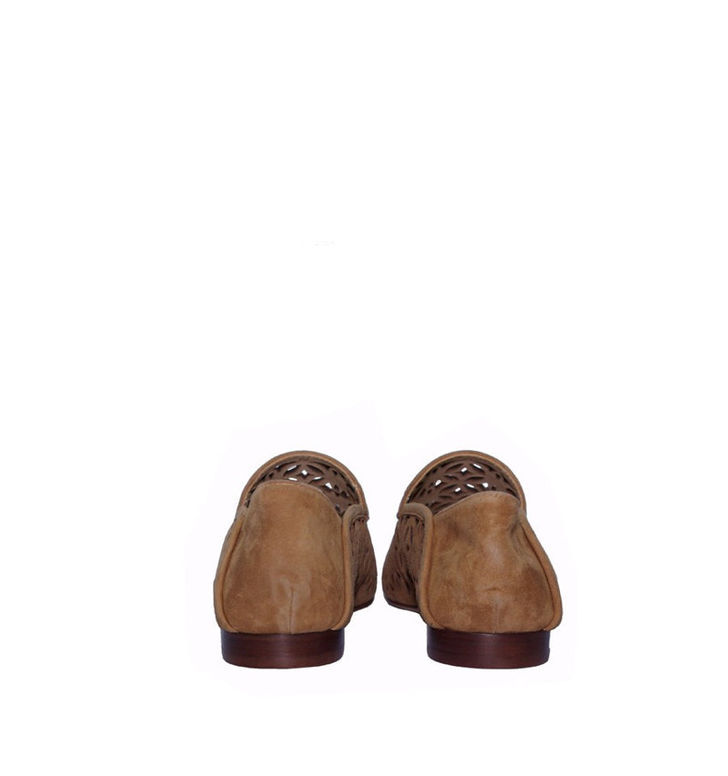 Slipper calado en cuero