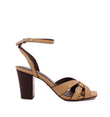 Sandalia pulsera con tiras entrecruzadas camel