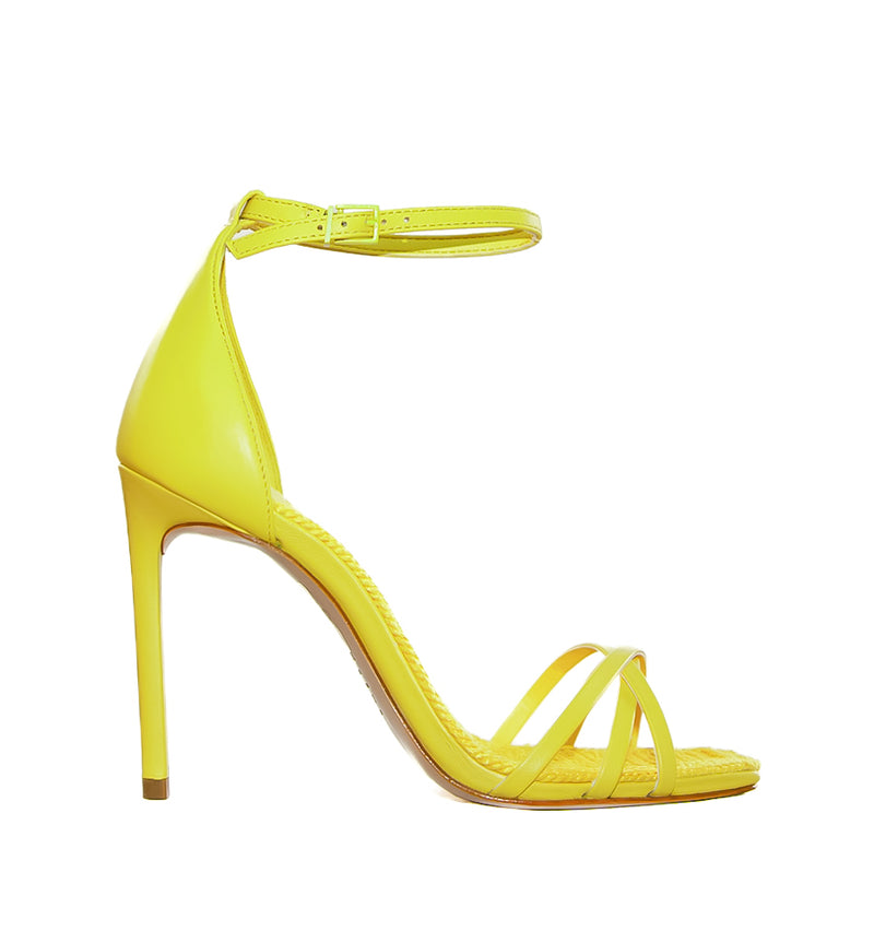 Sandalia con pulsera+talón y tiras en amarillo
