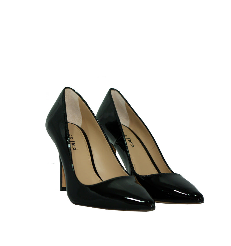 Stiletto medio/alto en charol negro-c