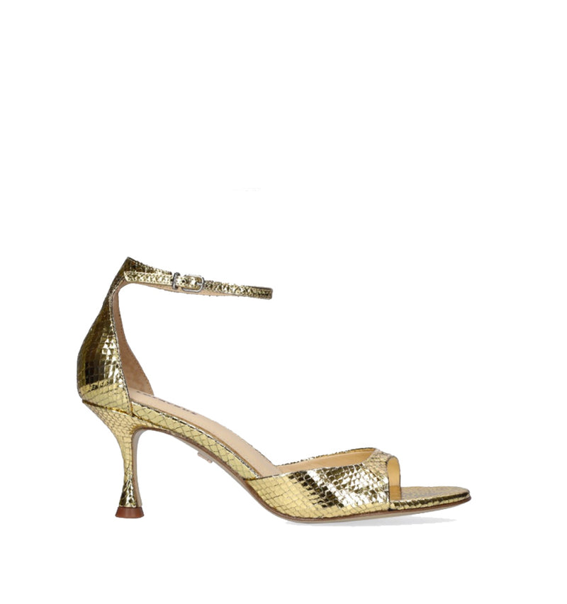 Sandalia media con talón y pulsera en oro