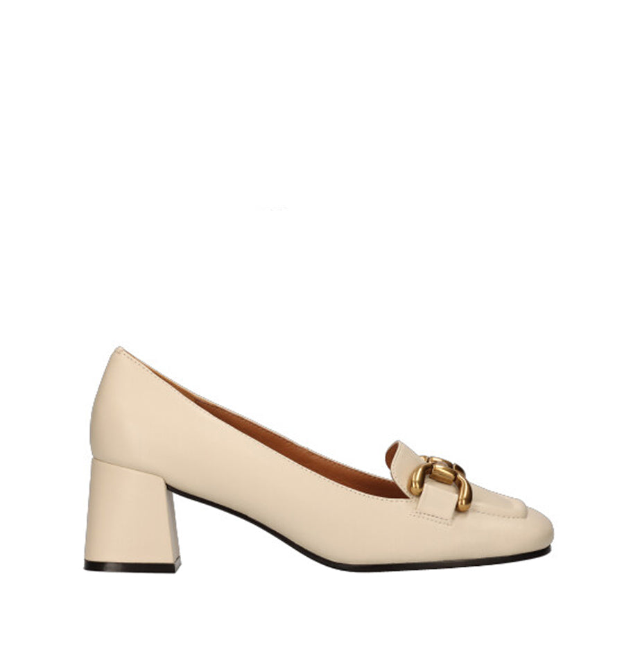 VALENCIA Mocasín solapa baja en piel hueso