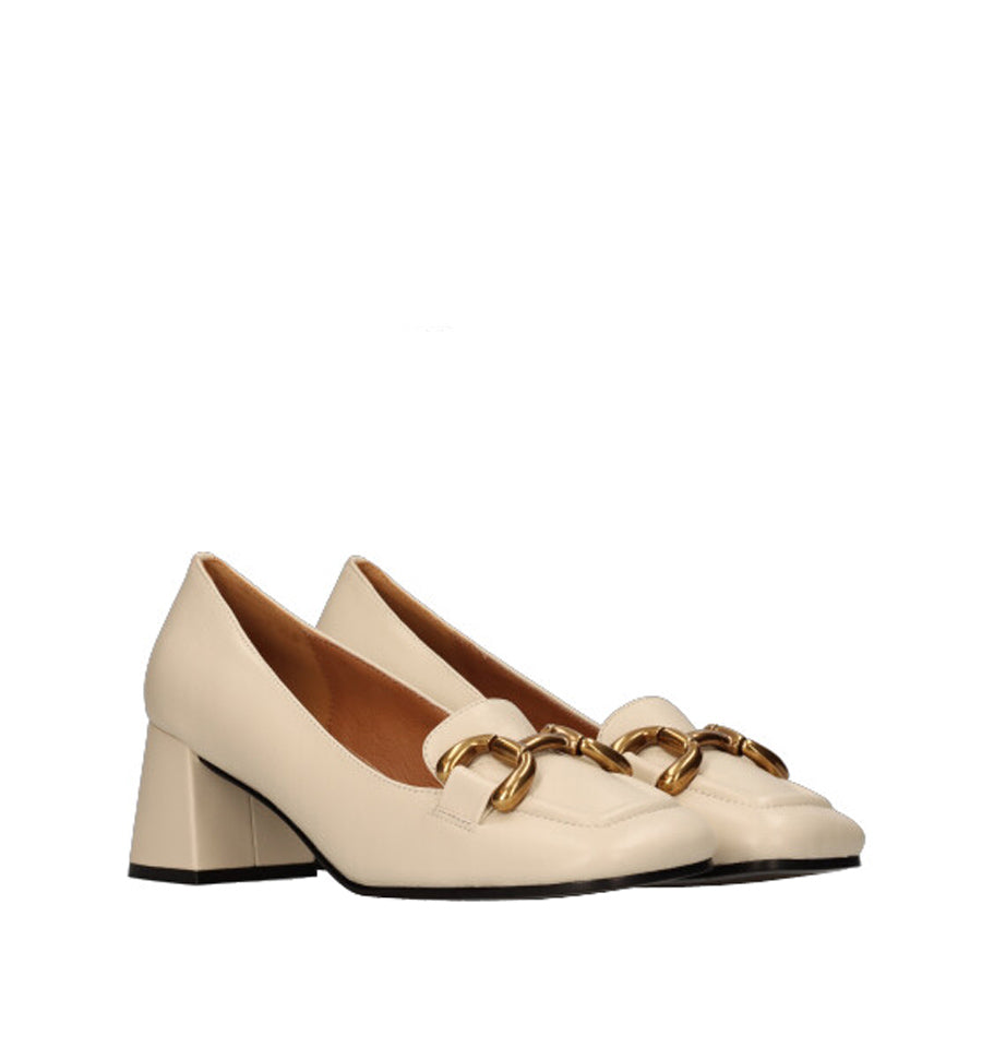VALENCIA Mocasín solapa baja en piel hueso