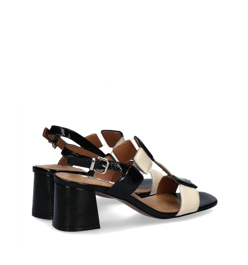 Sandalia combinada charol negro