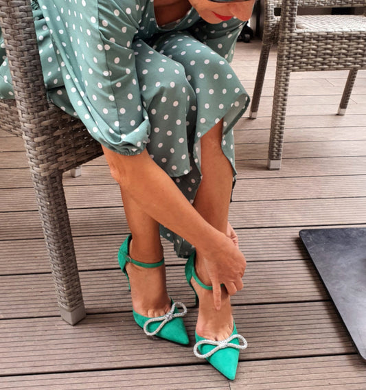 DOMINIQUE - Zapato puntera talón con lazo en ante verde