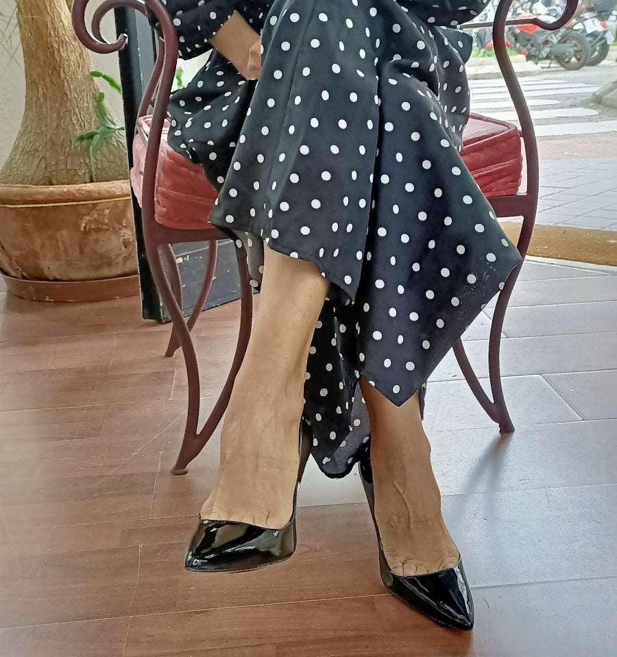 SUSAN-Stiletto medio/alto en charol negro-c