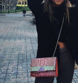 Bolso tricolor en serpiente rosa/ verde/ coral